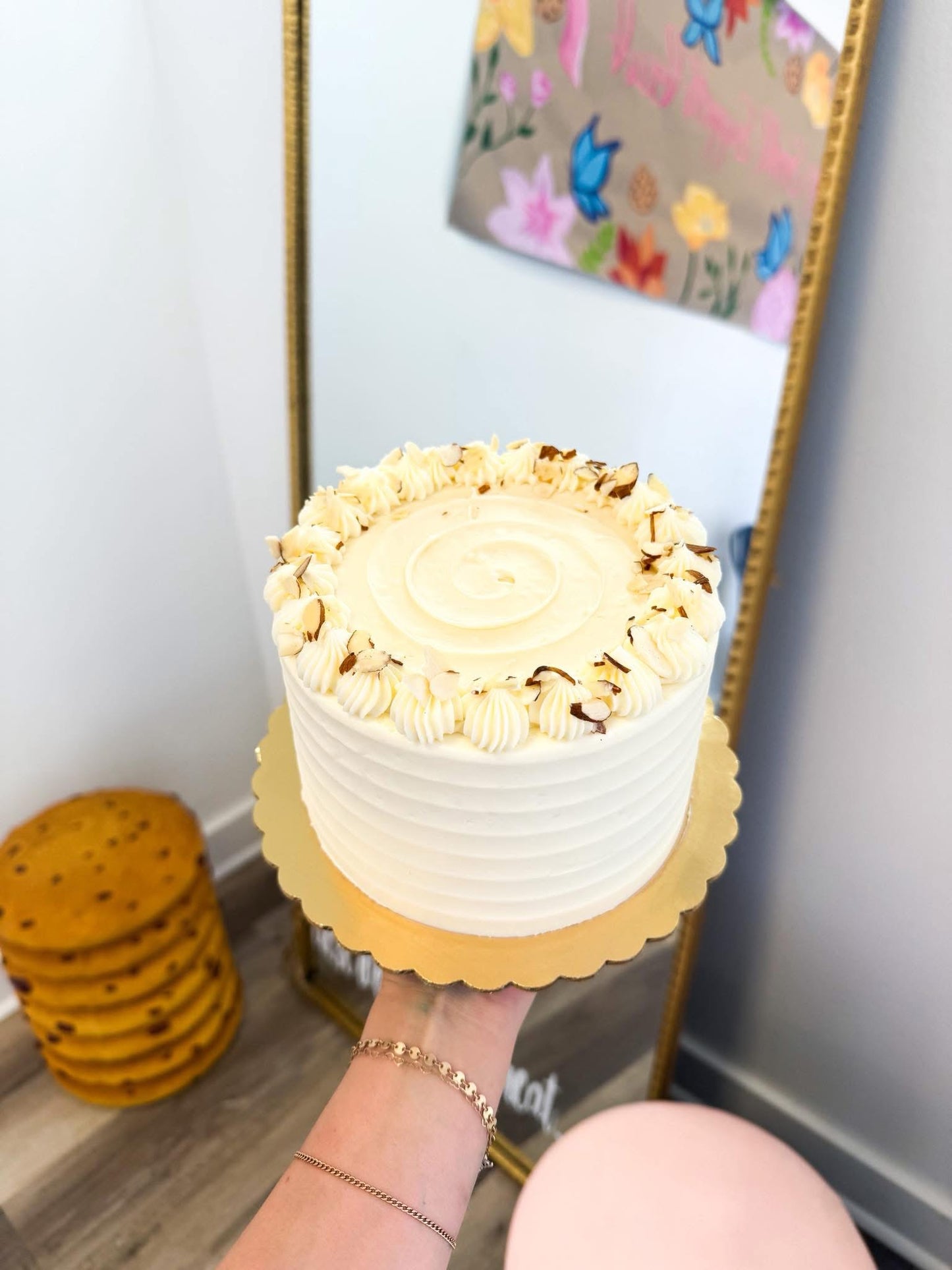 Deluxe Case Cakes
